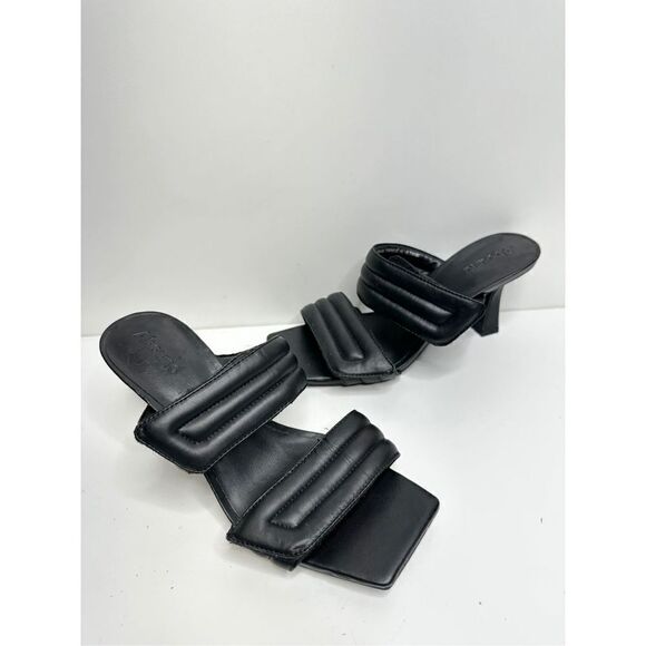 Abound Shoes Womens Size 5 Qarly Heeled Black Square Toe Slip On Sandals - Picture 2 of 7